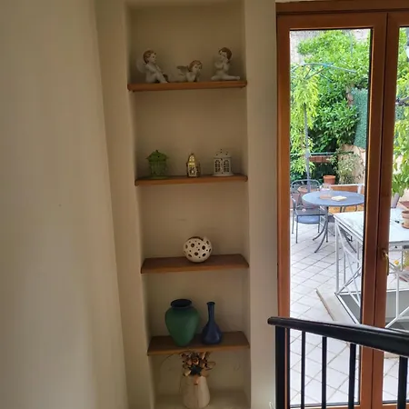 Borgo Pio Vatican Apartment *